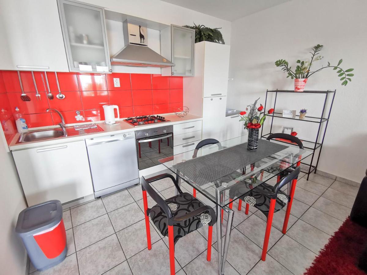 Turina Apartments มาคาร์สกา ภายนอก รูปภาพ