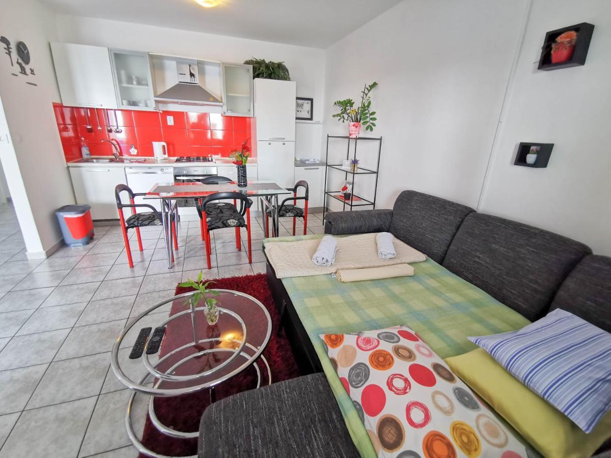 Turina Apartments มาคาร์สกา ภายนอก รูปภาพ